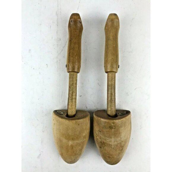 Vintage Rochester Shoe Tree‎ Co. Wood Trees Stretchers Keepers Shapers Small - Picture 1 of 7